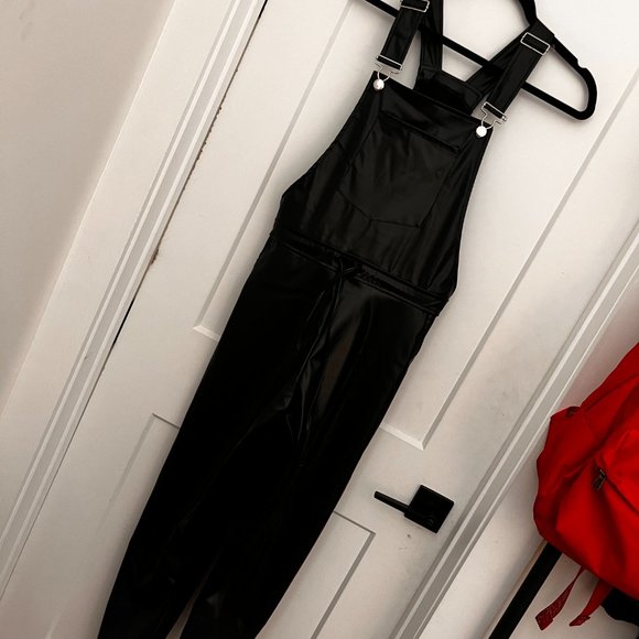BLACK FAUX LEATHER OVERALLS SIZE SMALL - Picture 2 of 10